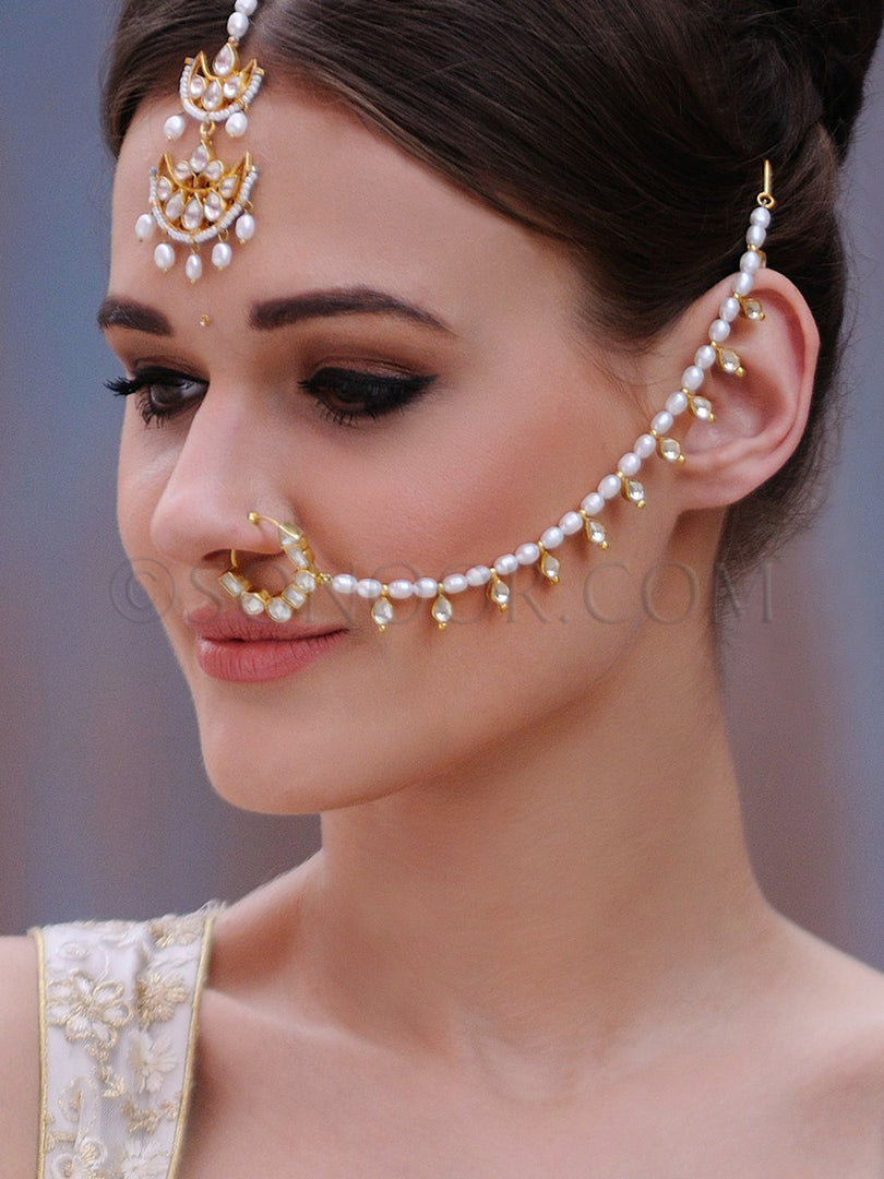 Ekroop Kundan Pearl Set of Nath & Maang Tika