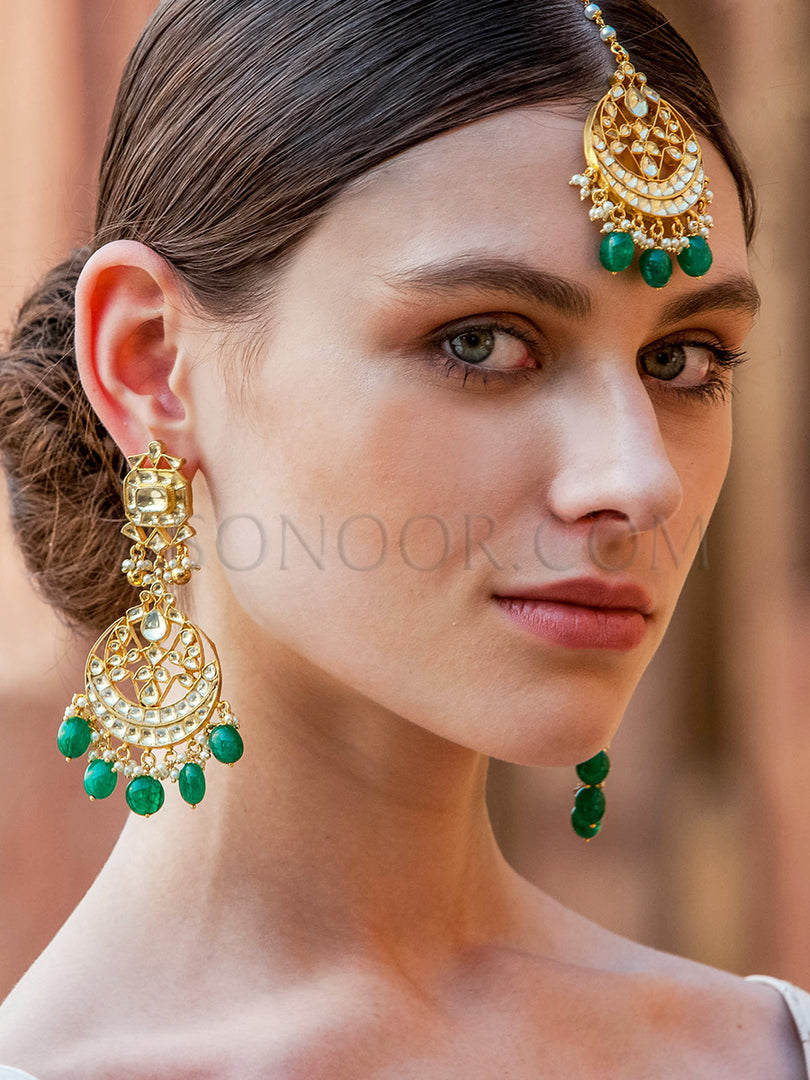 Frkiya Kundan Green Drop Maang Tika With Earrings