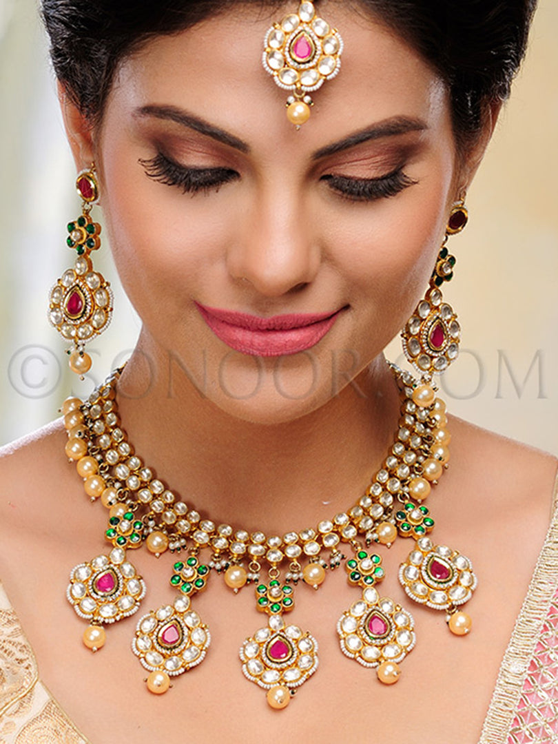 Erina Antique Gold Plated Kundan Necklace