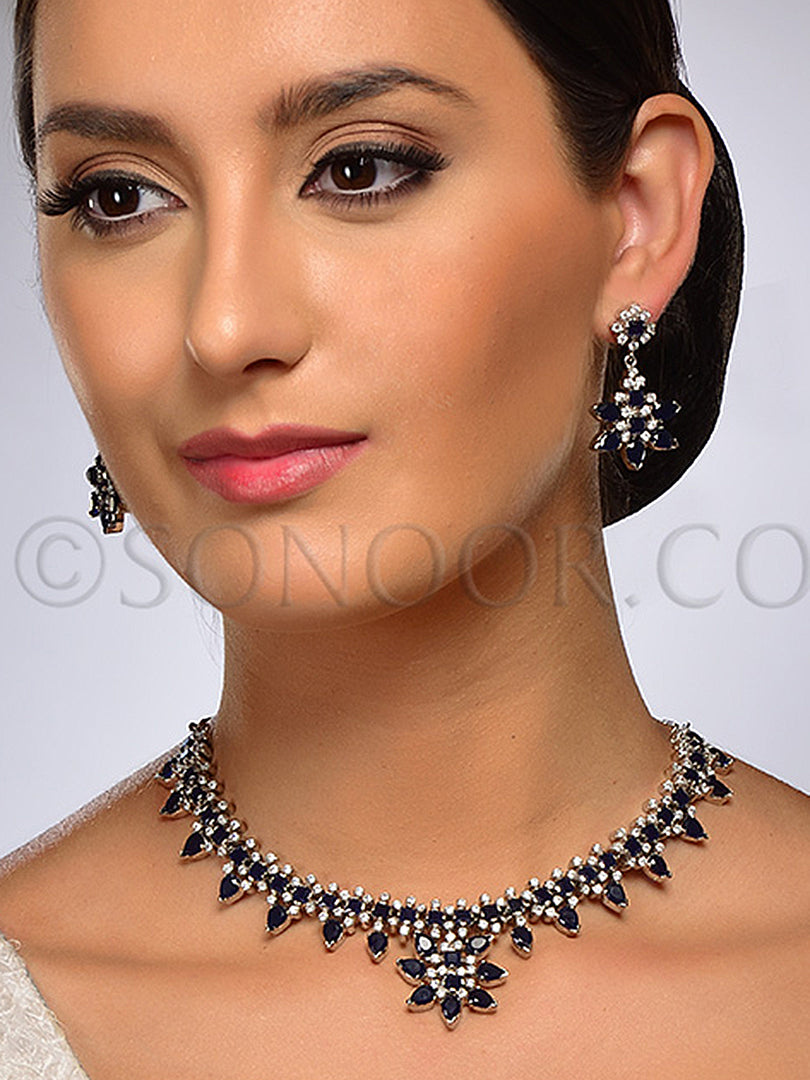 Hanisha Victorian Czee Necklace Set