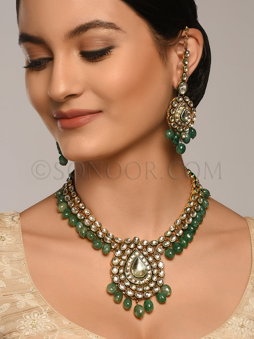 Prathyta Antique Kundan Necklace Set