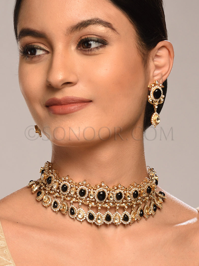 Amaya Black Stone Choker Set