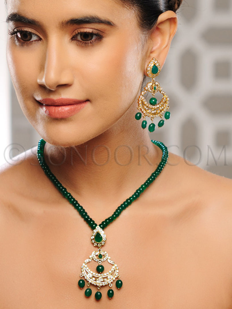 Swaha Green Jade Stone Handcrafted Pendant Set