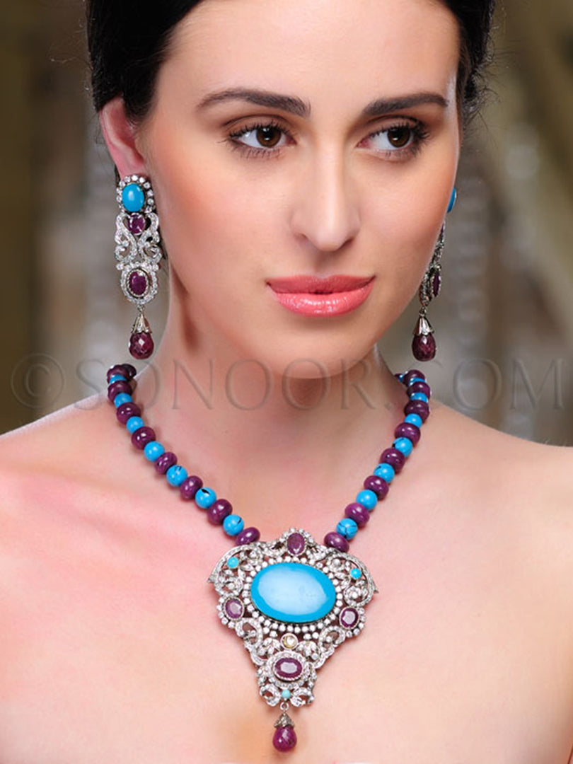 Masha Victorian CZ Classy Pendant Set