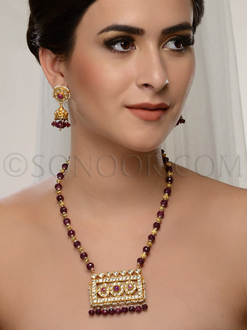 Ahita Antique Kundan Ruby Pendant Set