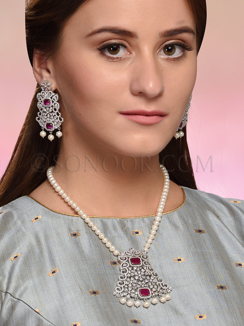 Samsni CZ Water Pearl String Pendant Set