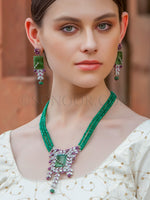 Load image into Gallery viewer, Noorin Victorian Green Stone Pendant Set