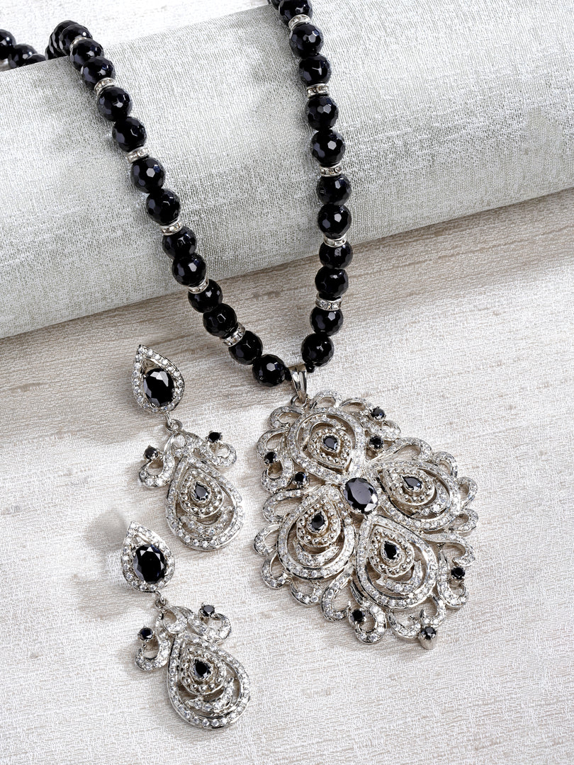 Niju Victorian Black Stone Pendant Set