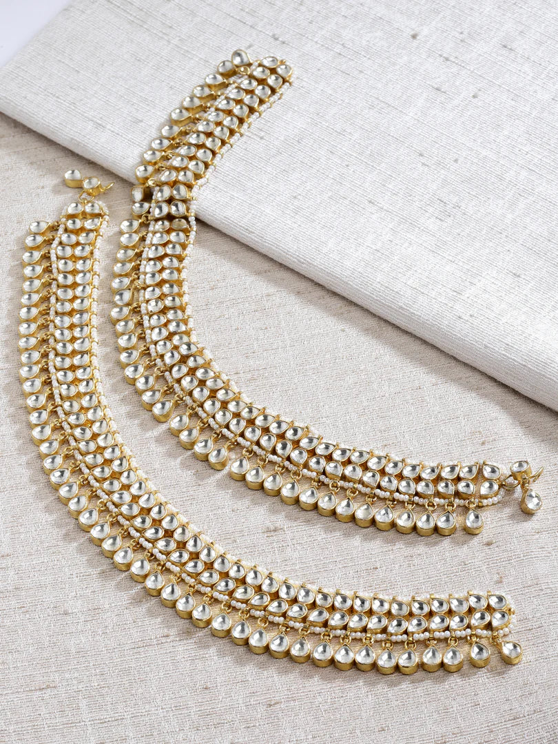 Gold Finish Kundan Payal