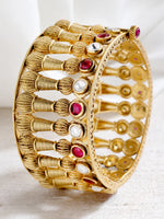 Load image into Gallery viewer, Gold Finish Kundan Jade Single Broad Kada
