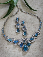 Load image into Gallery viewer, Aliza Victorian Blue Stone Necklace Set
