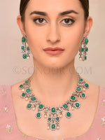 Load image into Gallery viewer, Hasita Antique Green Emerald Necklace
