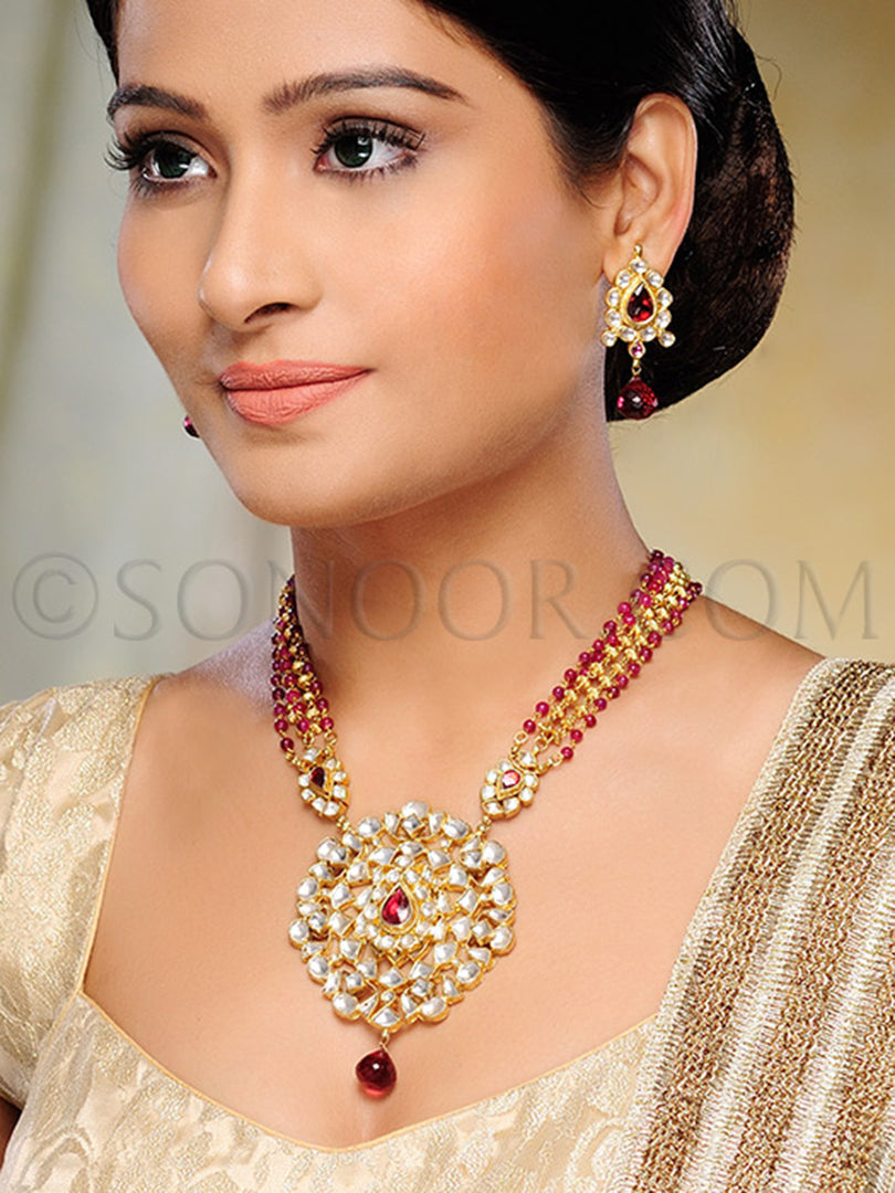 Gomti Gold Chain Kundan Pendant Set