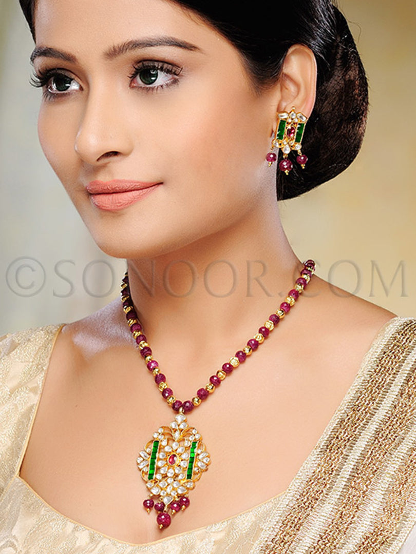 Sumshi Kundan Ruby Pendant and Earrings Set